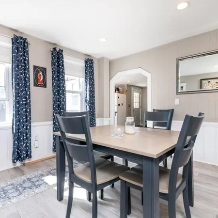25-27 Thayer Place — photo 6 of 23