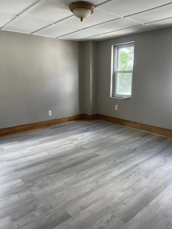 25-27 Thayer Place — photo 16 of 23