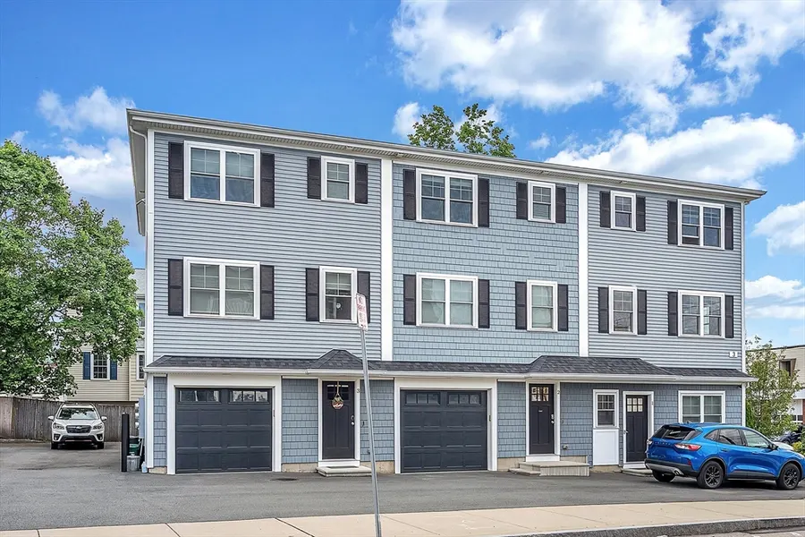 3 Lowell St U:1 — photo 25 of 26
