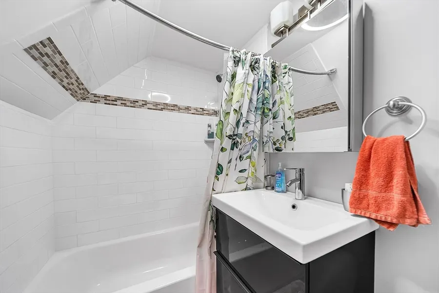 39 Madison St U:2 — photo 21 of 35