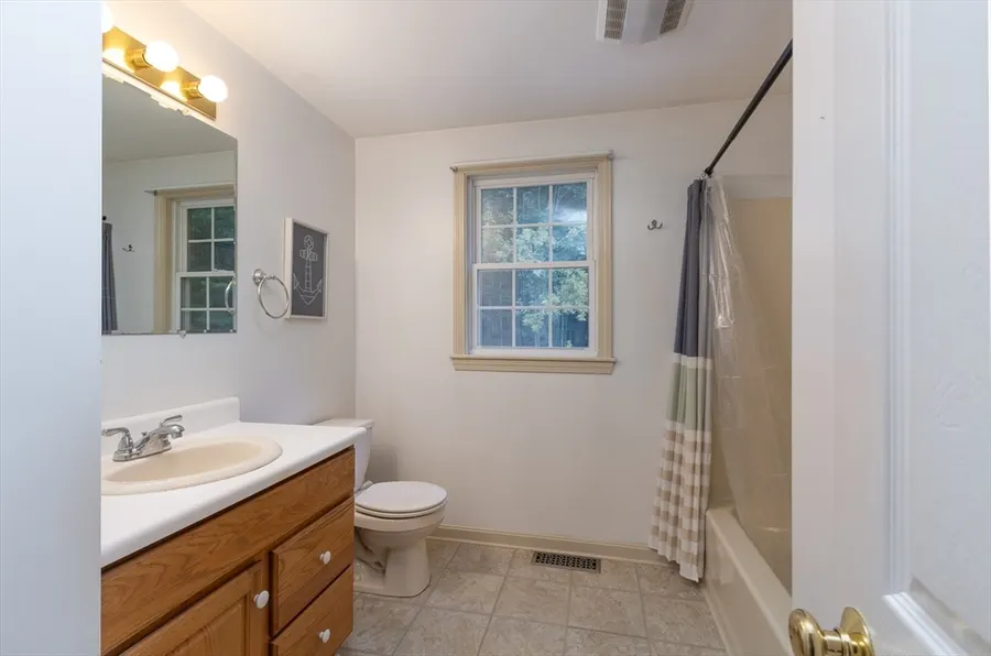 25 Calvin St — photo 29 of 40