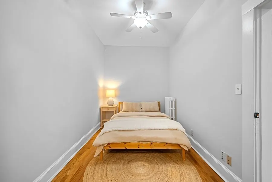 1495 Beacon St, Unit G — photo 18 of 31